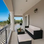 Irene Luxury דירה *